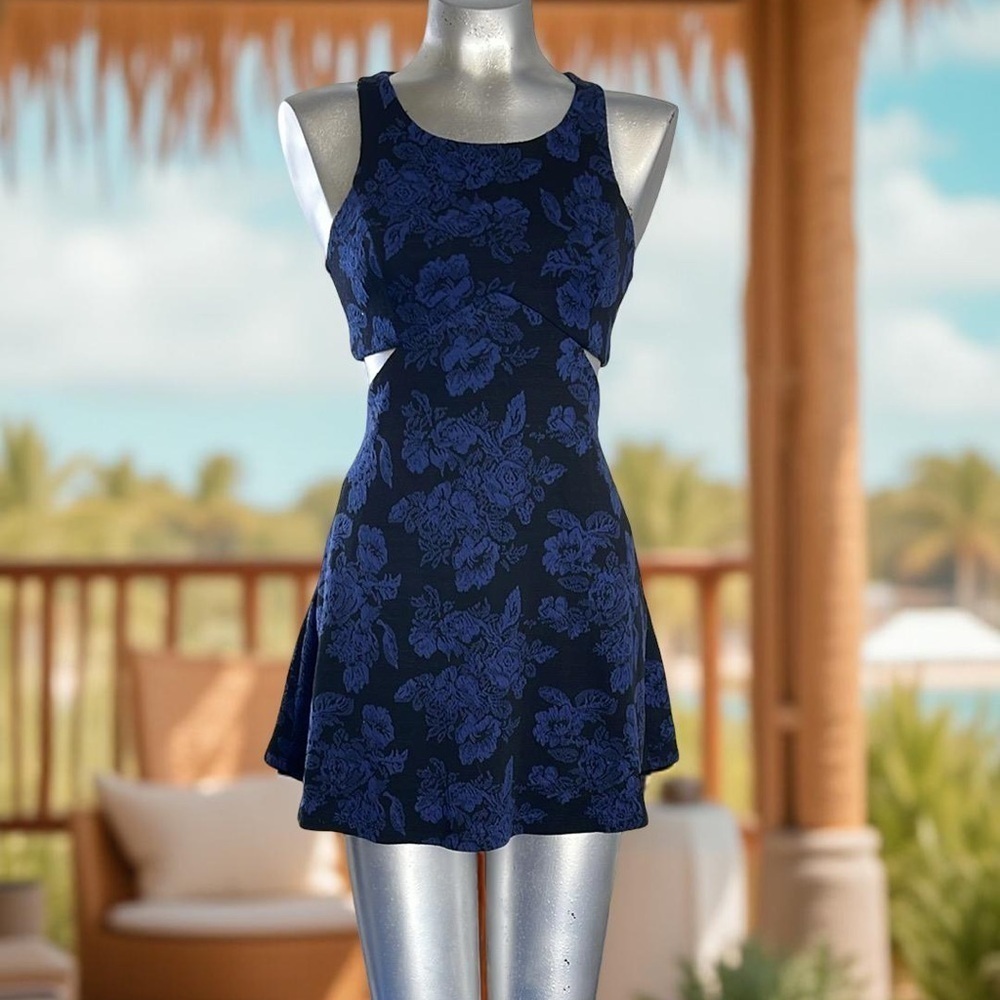 Mimi Chica Elegant Blue Floral Dress size XS